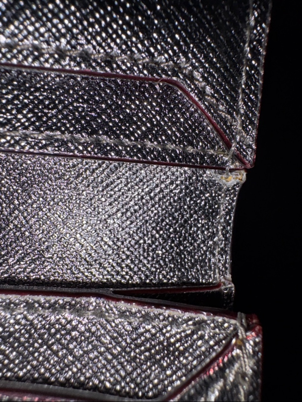 kate spade iridescent metallic card case - Picture 3 of 5
